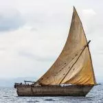 Madagascar - Bateau sur mer