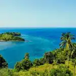 Les Comores - Paysage verdure et océan